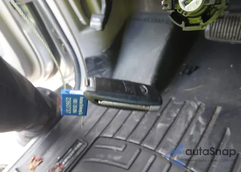 2015 Kia Sedona L из США, поврежденный, VIN KNDMA5C16F6020761